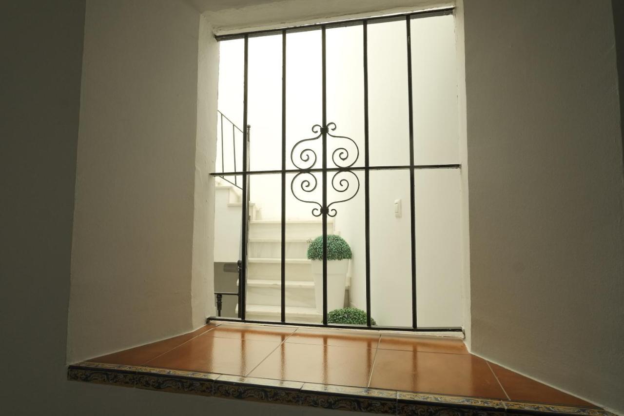 Hotel Londres Seville Exterior photo