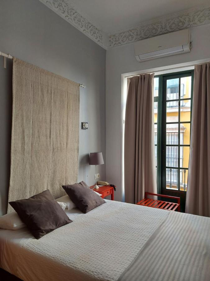 Hotel Londres Seville Exterior photo