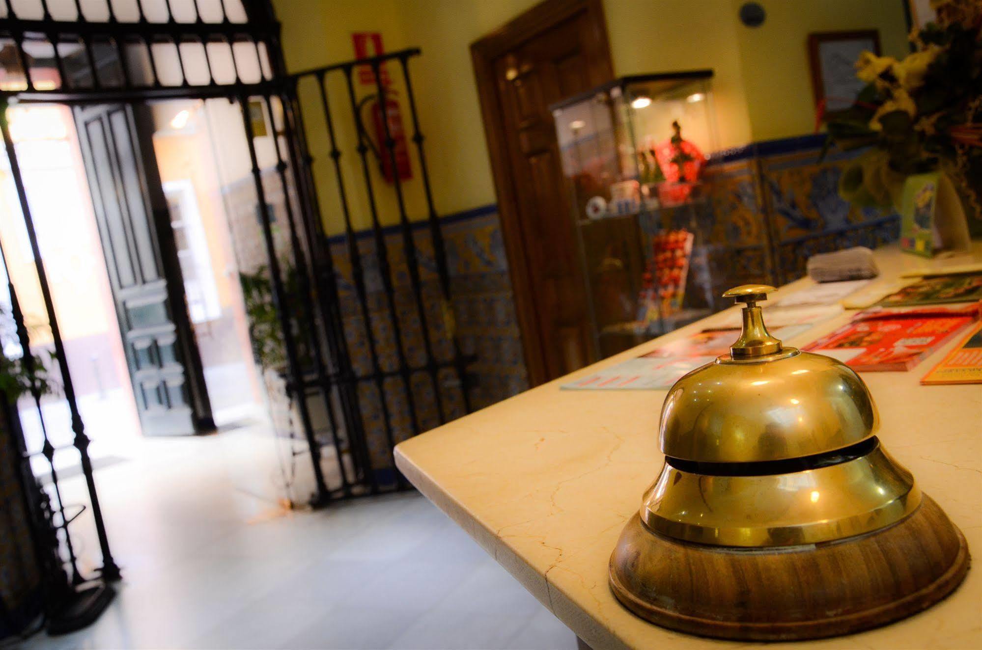 Hotel Londres Seville Exterior photo